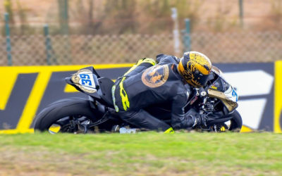 Emperador Racing muestra al mundo su garra y entrega en el WorldSBK de Portimão